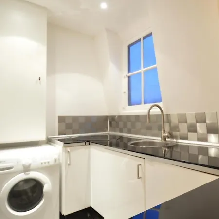 Sweet Apartment Saint-Denis (Seine-Saint-Denis)